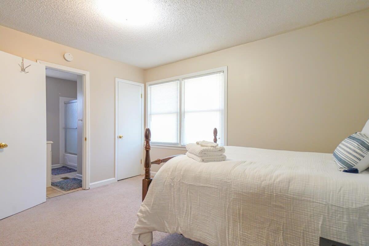 2Br Pet Friendly Home In Sneads Ferry With Parking エクステリア 写真