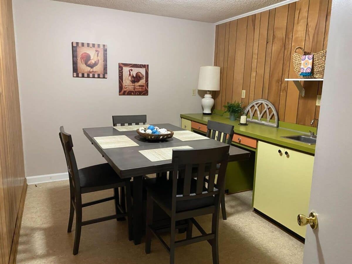 2Br Pet Friendly Home In Sneads Ferry With Parking エクステリア 写真