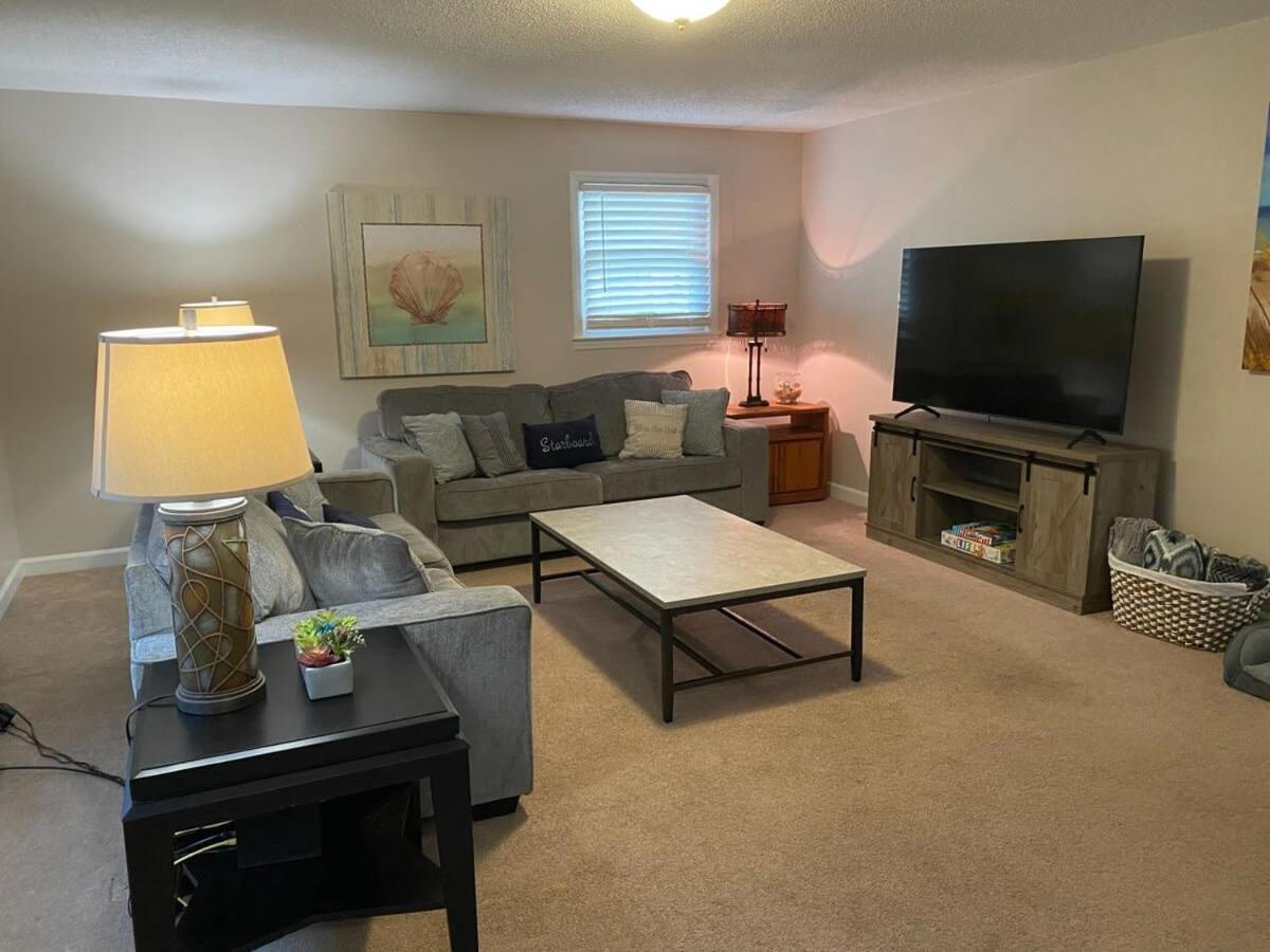 2Br Pet Friendly Home In Sneads Ferry With Parking エクステリア 写真