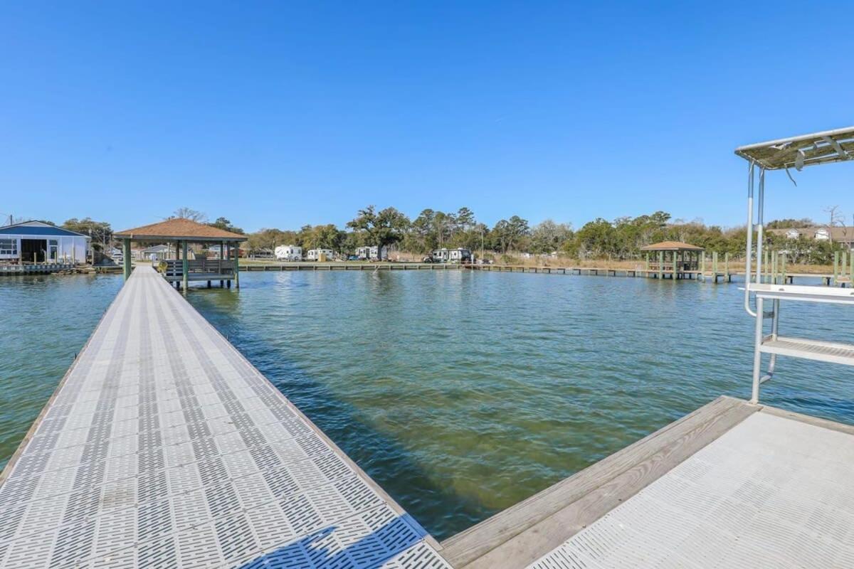 2Br Pet Friendly Home In Sneads Ferry With Parking エクステリア 写真