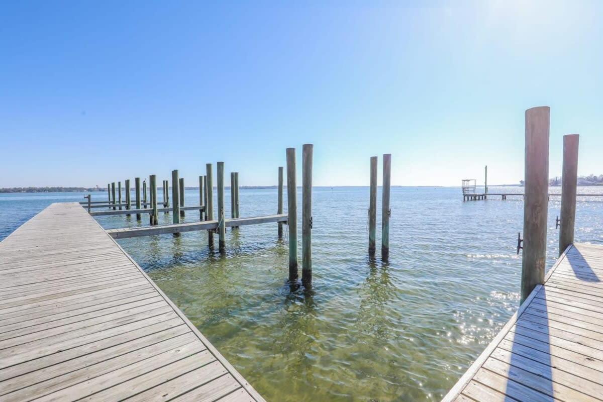 2Br Pet Friendly Home In Sneads Ferry With Parking エクステリア 写真